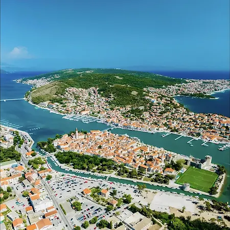 Attila * Trogir